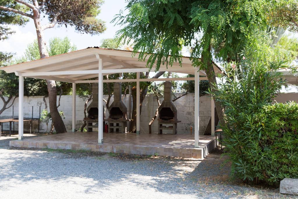 Camping La Focetta Sicula Sant'Alessio Siculo Bagian luar foto