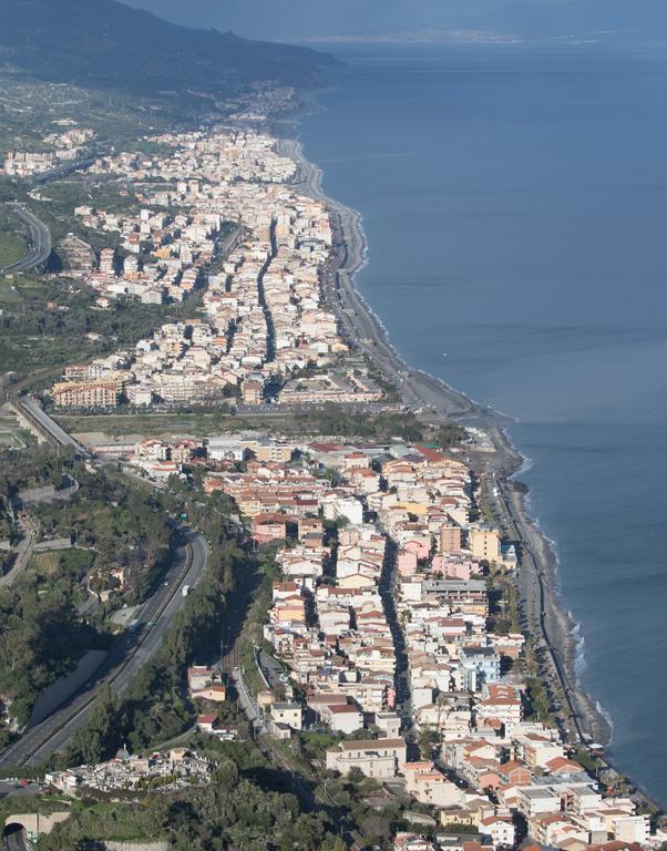 Camping La Focetta Sicula Sant'Alessio Siculo Bagian luar foto